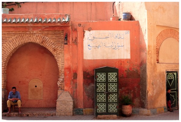Marrakesh,stories on the wall -7