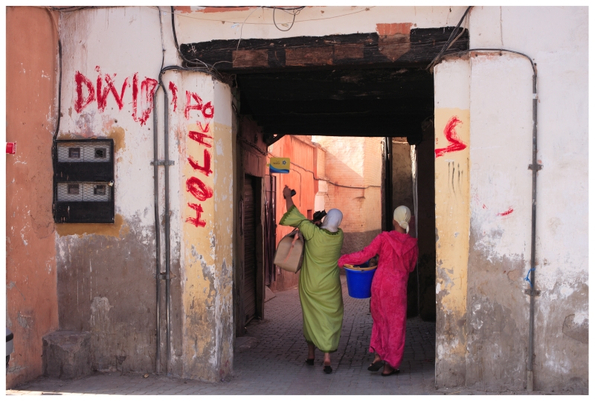 Marrakesh street exchange -15